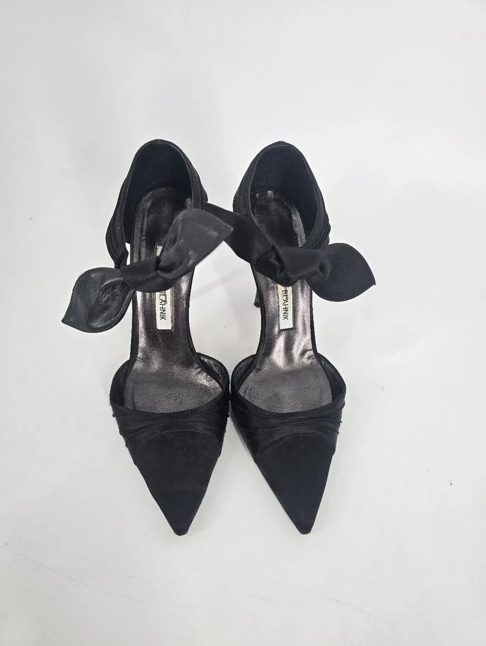 Manolo Blahnik Black Satin Bow Front Point Toe Pumps Size 37